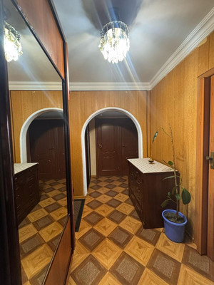 Продам двухкомнатную (2-комн.) квартиру, Шогенова ул, 22, Нальчик г