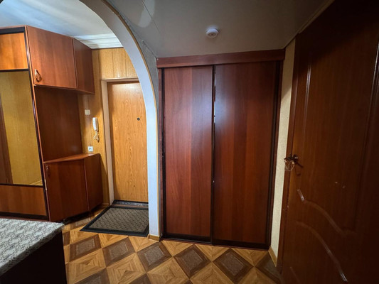 Продам двухкомнатную (2-комн.) квартиру, Шогенова ул, 22, Нальчик г