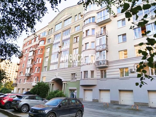 Продам двухкомнатную (2-комн.) квартиру, Композиторов ул, 4, Санкт-Петербург г