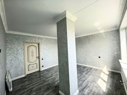 Продам многокомнатную квартиру, Калмыкова ул, 235а, Нальчик г