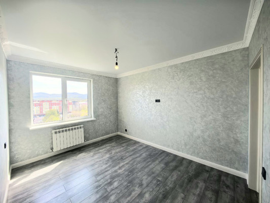 Продам многокомнатную квартиру, Калмыкова ул, 235а, Нальчик г