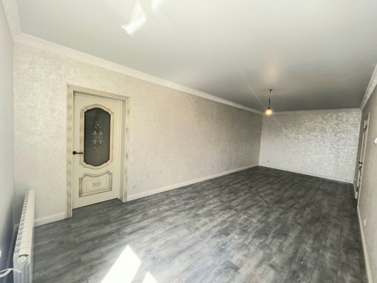 Продам многокомнатную квартиру, Калмыкова ул, 235а, Нальчик г
