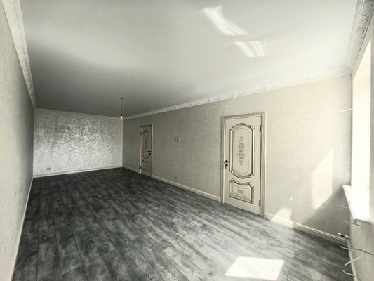 Продам многокомнатную квартиру, Калмыкова ул, 235а, Нальчик г