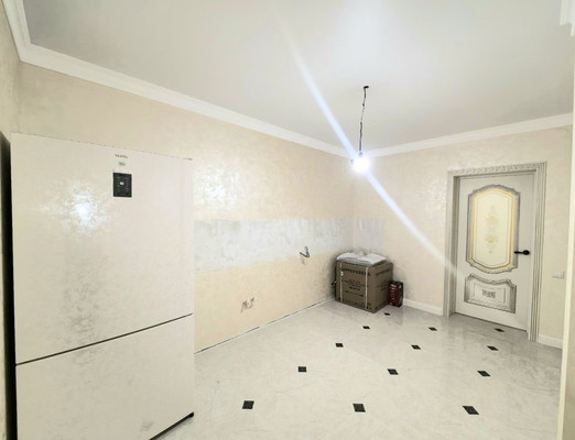 Продам многокомнатную квартиру, Калмыкова ул, 235а, Нальчик г