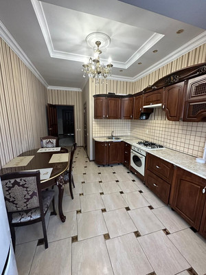 Продам трехкомнатную (3-комн.) квартиру, ОДС ул, 7, Нальчик г