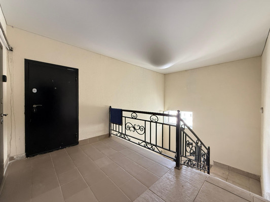 Продам трехкомнатную (3-комн.) квартиру, Шарданова ул, 48к6, Нальчик г