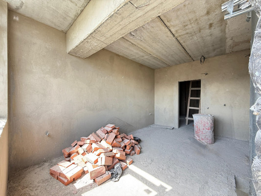 Продам трехкомнатную (3-комн.) квартиру, Шарданова ул, 48к5, Нальчик г