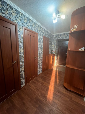 Продам двухкомнатную (2-комн.) квартиру, Космонавтов пр-кт, 15, Ростов-на-Дону г