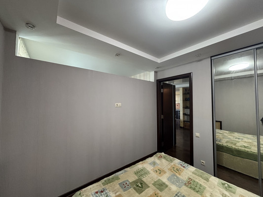 Продам двухкомнатную (2-комн.) квартиру, Сафиуллина ул, 26ка, Казань г