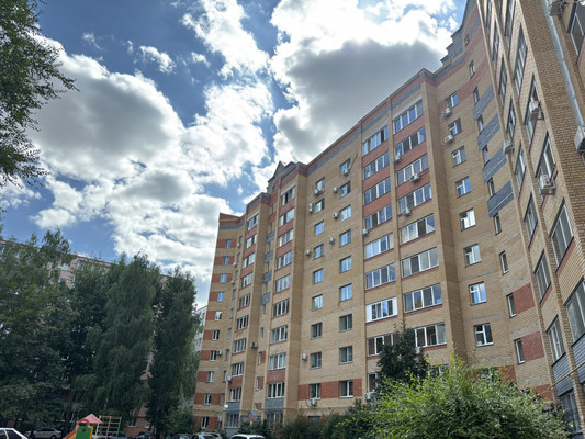 Продам двухкомнатную (2-комн.) квартиру, Сафиуллина ул, 26ка, Казань г