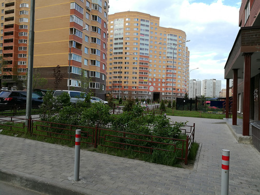 Продам однокомнатную (1-комн.) квартиру, Зеленые аллеи б-р, 2, Видное г