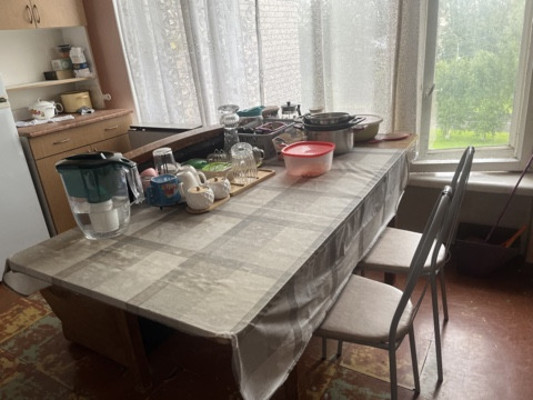 Продам 2-комн. в 4-комн. квартире, Загородная ул, 62кА, Колпино г