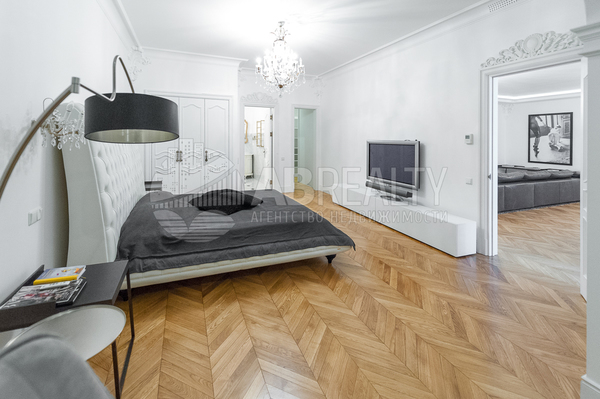 Сдам многокомнатную квартиру, Хилков пер, 1, Москва г