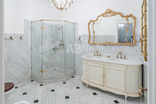 Сдам многокомнатную квартиру, Хилков пер, 1, Москва г