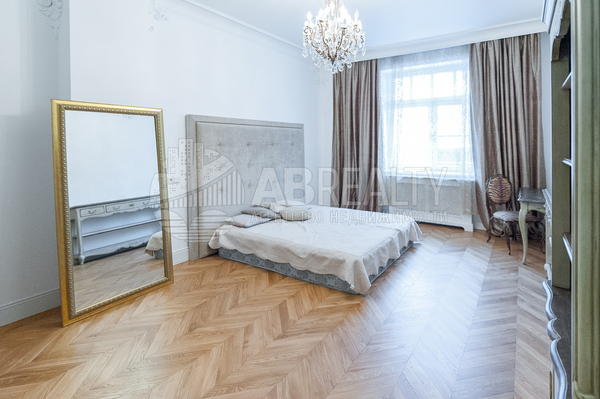 Сдам многокомнатную квартиру, Хилков пер, 1, Москва г