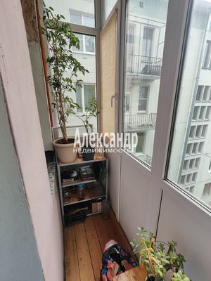 Продам двухкомнатную (2-комн.) квартиру, Новочеркасский пр-кт, 61, Санкт-Петербург г