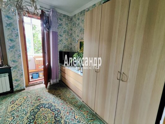 Продам двухкомнатную (2-комн.) квартиру, Новочеркасский пр-кт, 61, Санкт-Петербург г