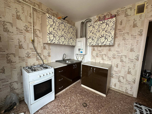 Продам однокомнатную (1-комн.) квартиру, Гагарина ул, 310к2, Кропоткин г