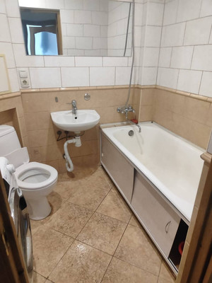 Продам однокомнатную (1-комн.) квартиру, Октябрьская наб, 122к1, Санкт-Петербург г