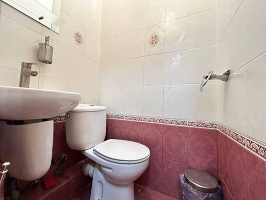 Продам двухкомнатную (2-комн.) квартиру, Самокиша ул, 22, Симферополь г