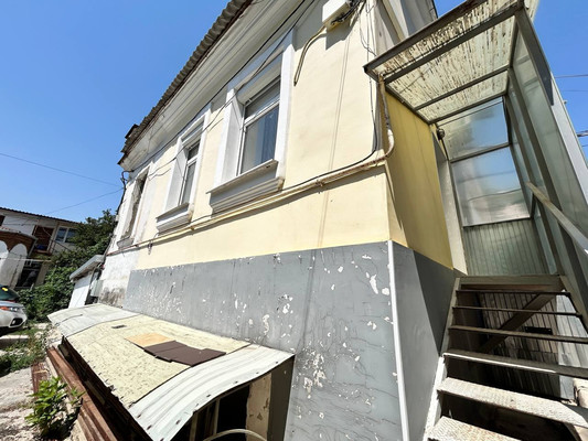 Продам двухкомнатную (2-комн.) квартиру, Самокиша ул, 22, Симферополь г