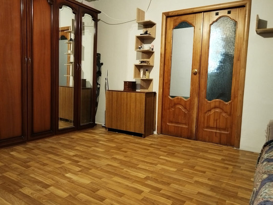 Продам трехкомнатную (3-комн.) квартиру, Текучева ул, 1121, Ростов-на-Дону г