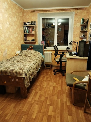 Продам трехкомнатную (3-комн.) квартиру, Текучева ул, 1121, Ростов-на-Дону г