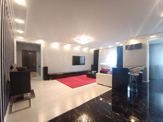 Продам трехкомнатную (3-комн.) квартиру, Тарчокова ул, 25Б, Нальчик г