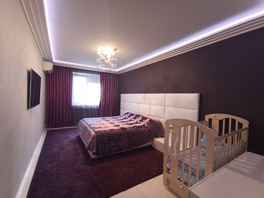 Продам трехкомнатную (3-комн.) квартиру, Тарчокова ул, 25Б, Нальчик г