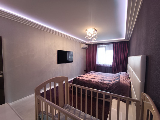 Продам трехкомнатную (3-комн.) квартиру, Тарчокова ул, 25Б, Нальчик г