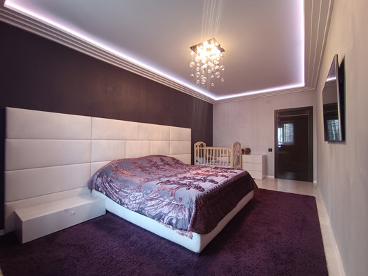 Продам трехкомнатную (3-комн.) квартиру, Тарчокова ул, 25Б, Нальчик г