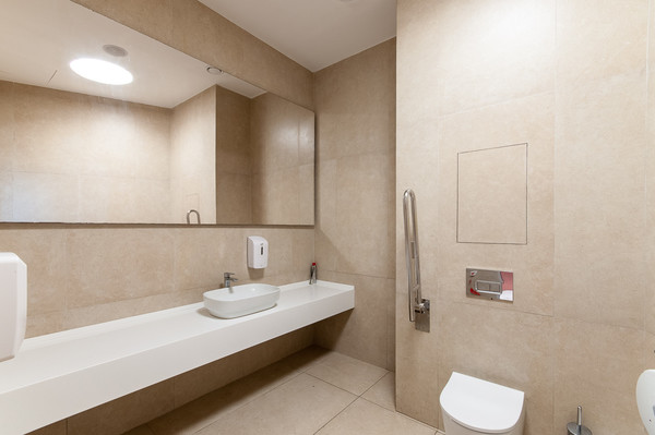Продам трехкомнатную (3-комн.) квартиру, Академика Волгина ул, 2, Москва г
