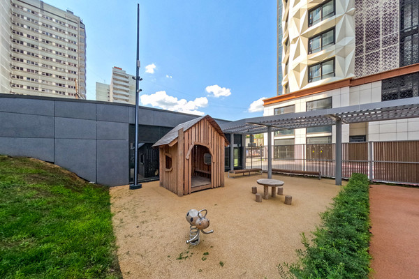 Продам трехкомнатную (3-комн.) квартиру, Академика Волгина ул, 2, Москва г
