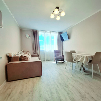 Продам двухкомнатную (2-комн.) квартиру, Крымской Правды ул, 61а, Симферополь г