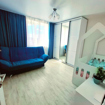 Продам двухкомнатную (2-комн.) квартиру, Крымской Правды ул, 61а, Симферополь г