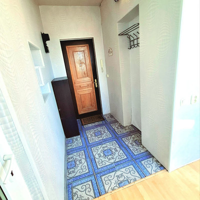 Продам двухкомнатную (2-комн.) квартиру, Крымской Правды ул, 61а, Симферополь г