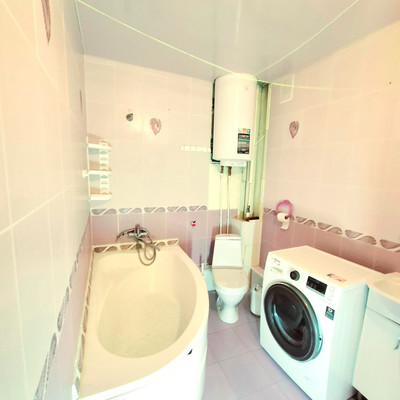 Продам двухкомнатную (2-комн.) квартиру, Крымской Правды ул, 61а, Симферополь г