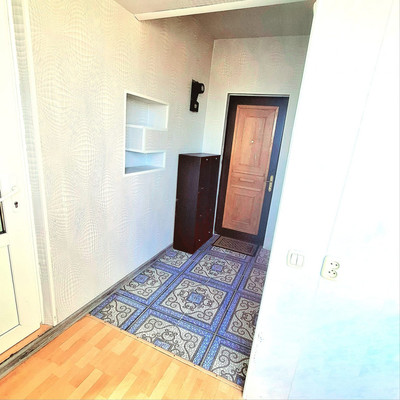 Продам двухкомнатную (2-комн.) квартиру, Крымской Правды ул, 61а, Симферополь г
