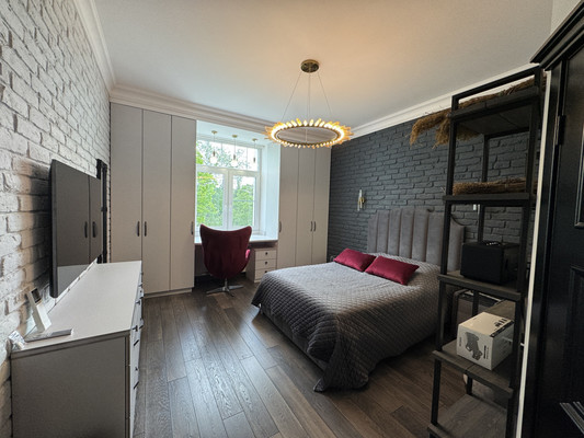 Продам многокомнатную квартиру, Аптекарская наб, 6, Санкт-Петербург г