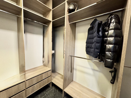 Продам многокомнатную квартиру, Аптекарская наб, 6, Санкт-Петербург г