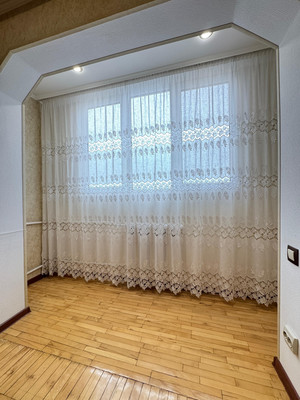 Продам двухкомнатную (2-комн.) квартиру, 2 Таманской Дивизии ул, 31к1, Нальчик г