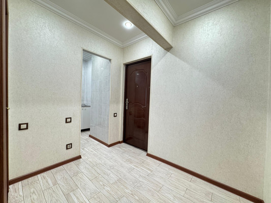 Продам двухкомнатную (2-комн.) квартиру, 2 Таманской Дивизии ул, 31к1, Нальчик г