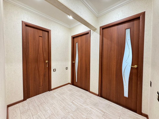 Продам двухкомнатную (2-комн.) квартиру, 2 Таманской Дивизии ул, 31к1, Нальчик г