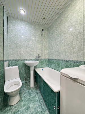 Продам двухкомнатную (2-комн.) квартиру, 2 Таманской Дивизии ул, 31к1, Нальчик г