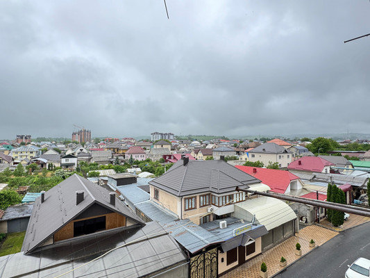 Продам двухкомнатную (2-комн.) квартиру, 2 Таманской Дивизии ул, 31к1, Нальчик г