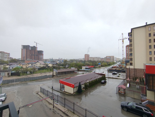 Продам двухкомнатную (2-комн.) квартиру, Атажукина ул, 153, Нальчик г