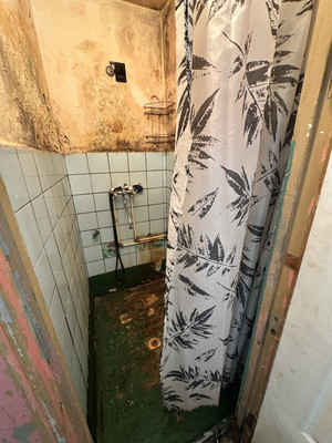 Продам комнату в 12-комн. квартире, Машиностроителей ул, 3, Колпино г