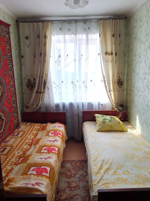 Продам двухкомнатную (2-комн.) квартиру, Толбухина ул, 2, Красноперекопск г