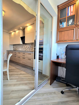 Продам трехкомнатную (3-комн.) квартиру, Объездная дорога ул, 1, Сосновый Бор п