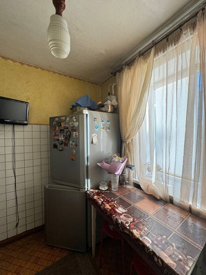 Продам трехкомнатную (3-комн.) квартиру, им. Матэ Залки ул, 1, Симферополь г